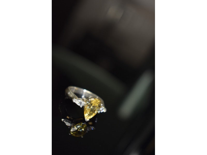 925 Sterling Silver Yellow CZ Ring Size 10.5