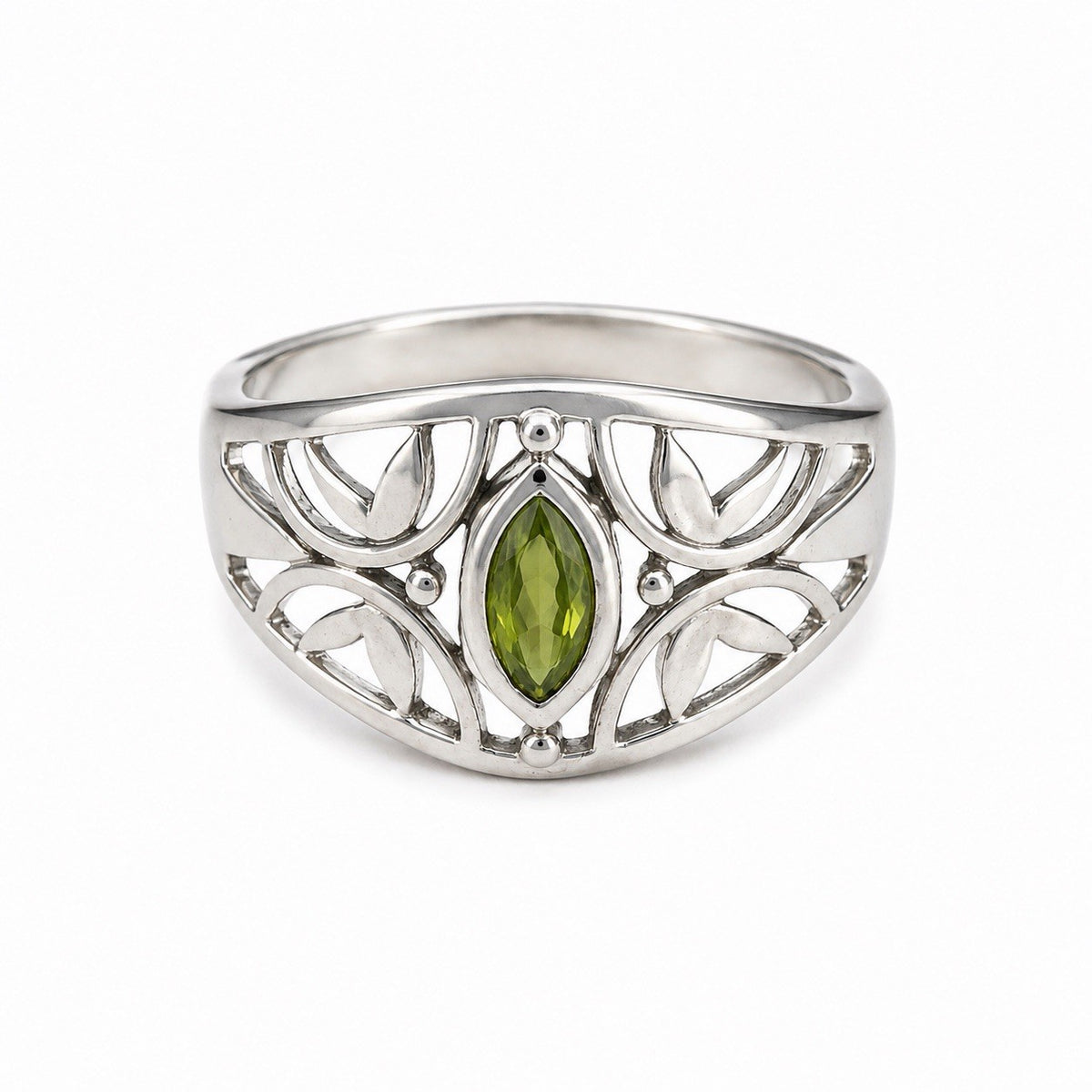 925 Sterling Silver Marquise Cut Peridot Art Nouveau Filigree Ring Size 8