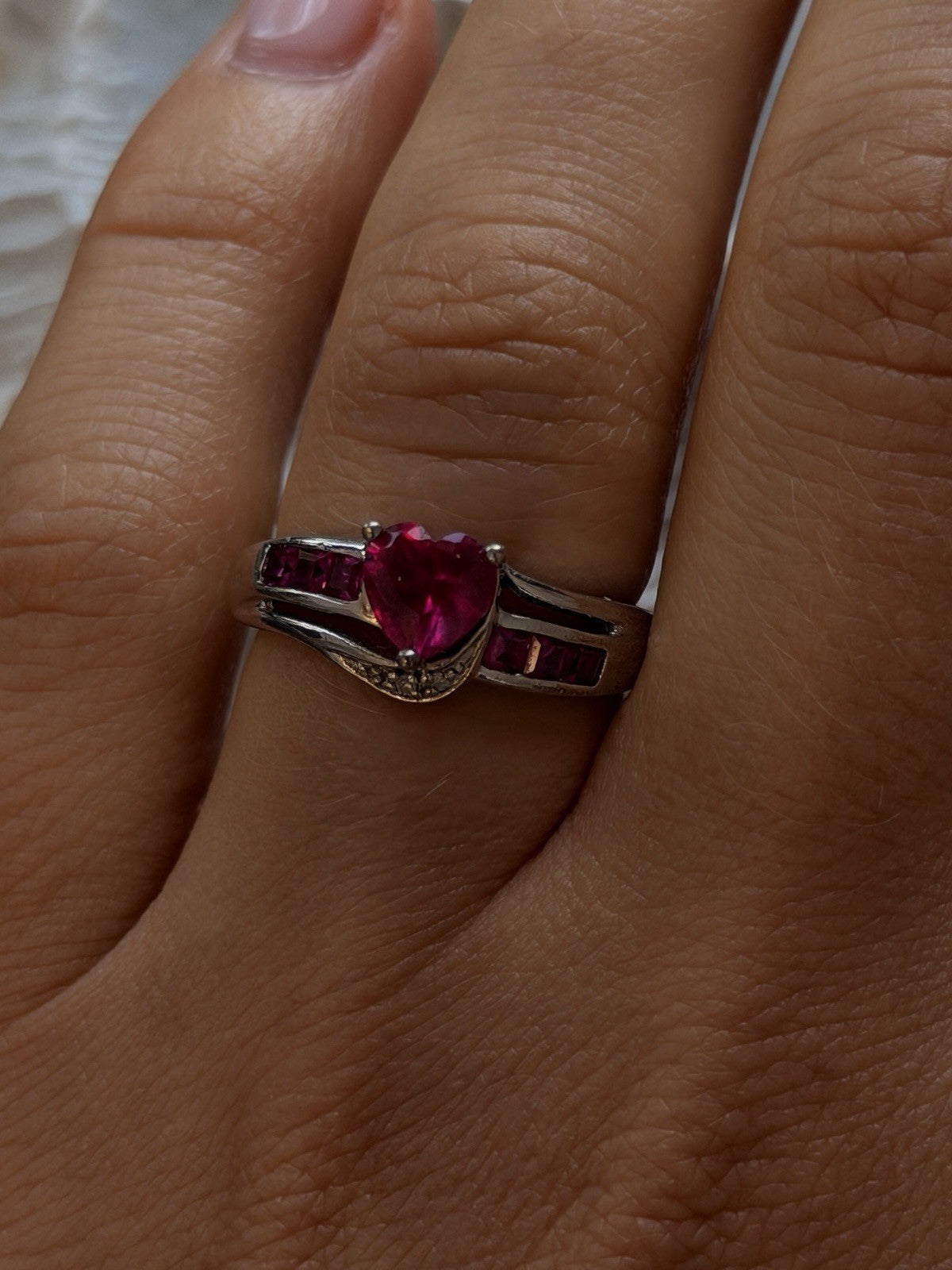 925 Sterling Silver Pink Topaz Heart Ring Size 7