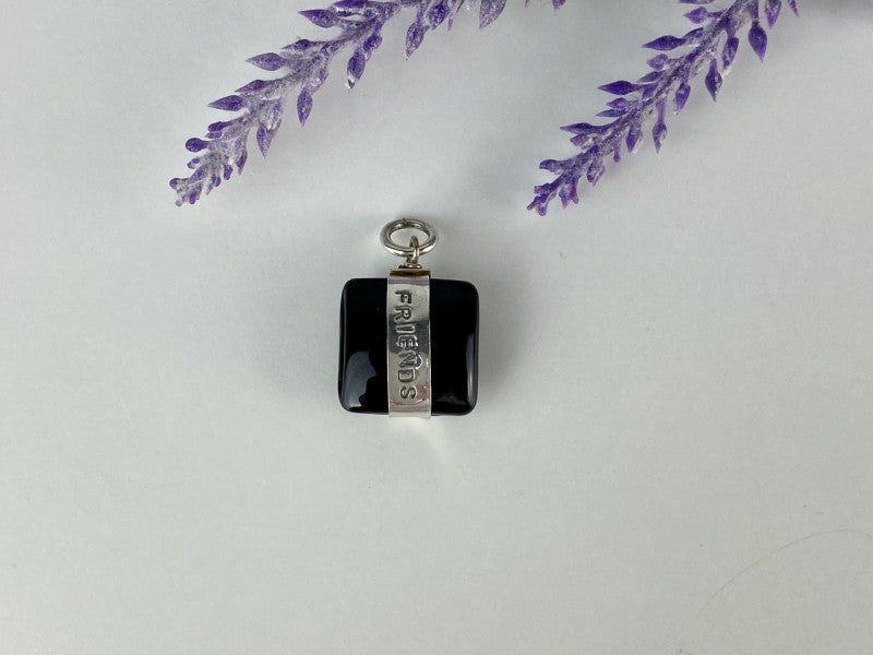 925 Sterling Silver Onyx Friends Pendant