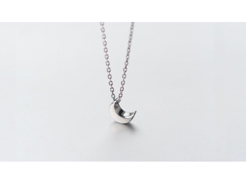 925 Sterling Silver "Moon" Chain With Pendant