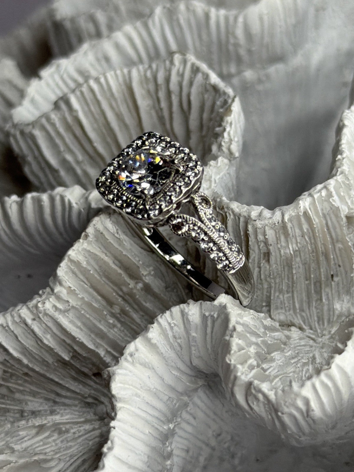 Shiny 925 Sterling Silver Cz Ring Size 10