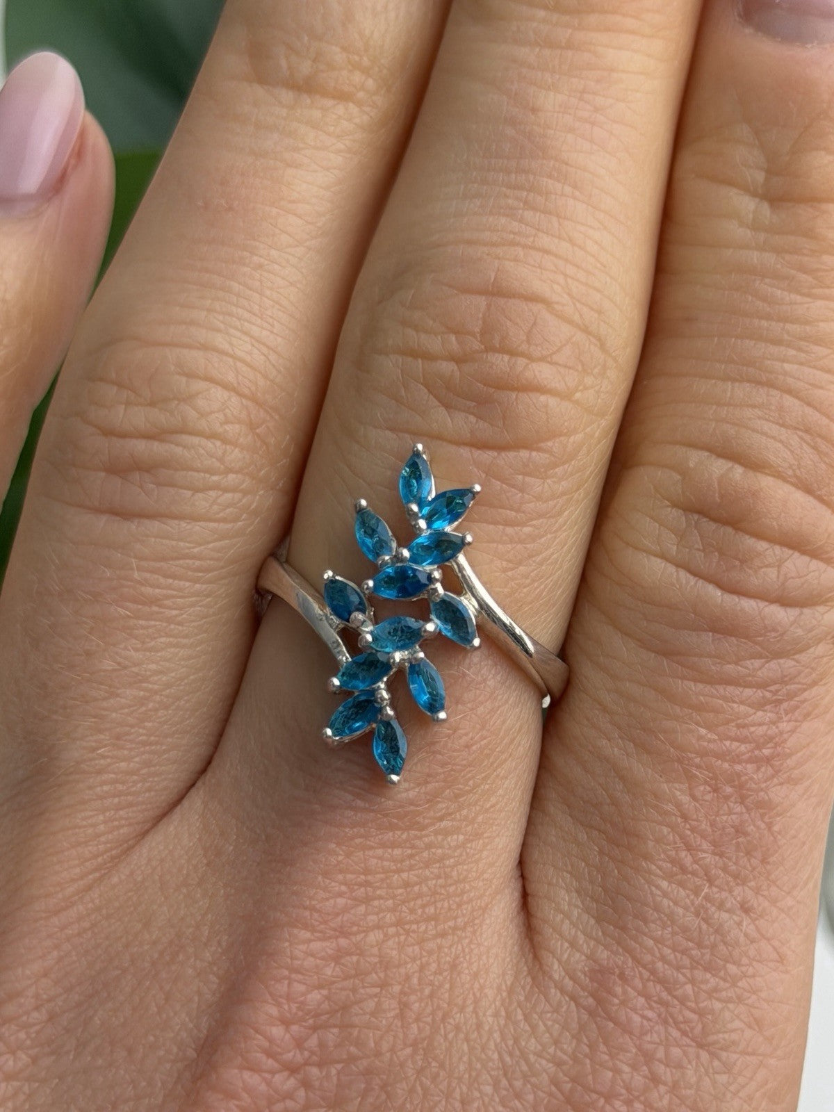 925 Sterling Silver Blue Topaz Ring Size 8
