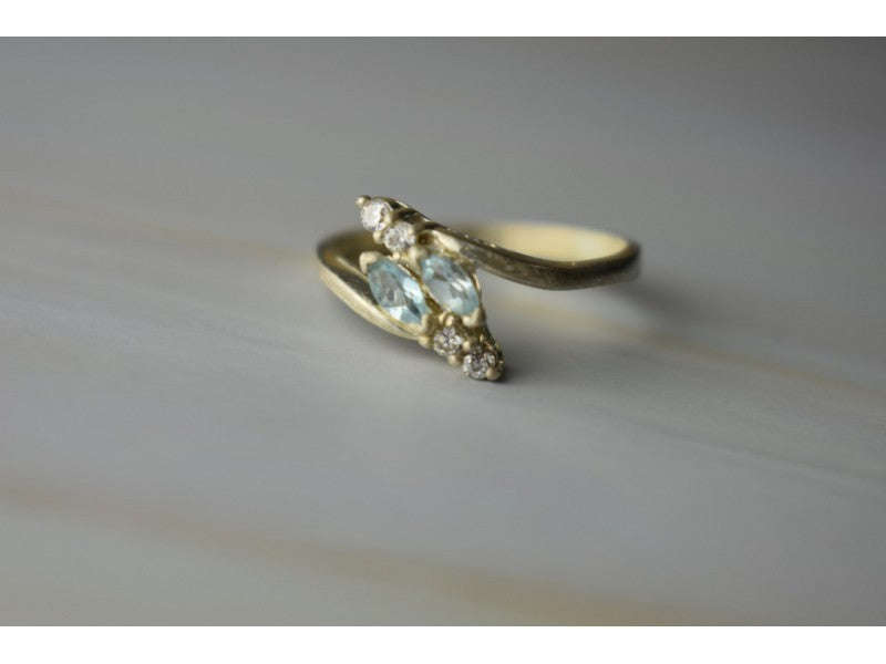 925 Sterling Silver Blue Spinel & CZ Ring Size 9