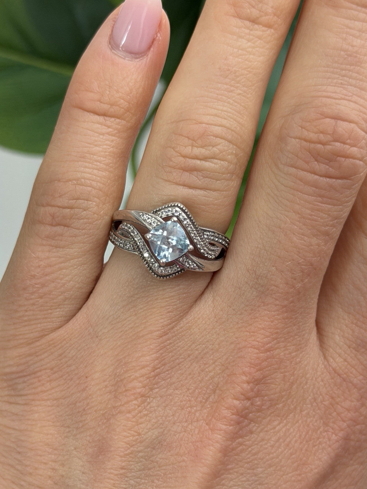JWBR 925 Sterling Silver Topaz & Beryl Ring Size 7