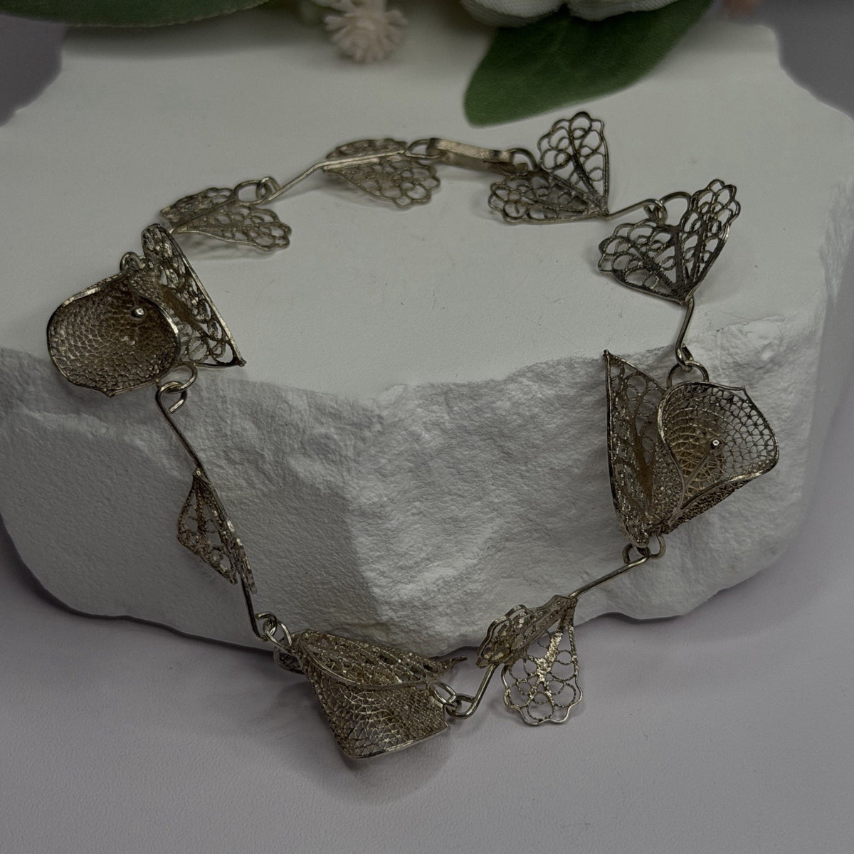 925 Sterling Silver Filigree Delicate Design Hearts & Lilies Bracelet 7