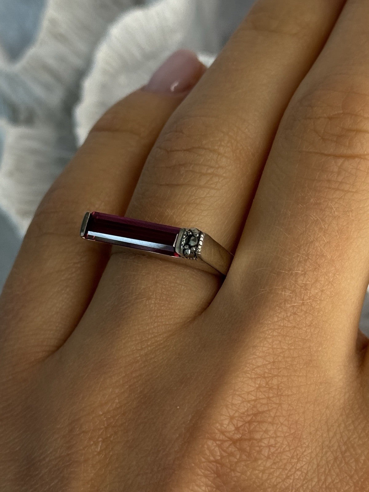925 Sterling Silver Spinel & Marcasite Ring Size 7.5