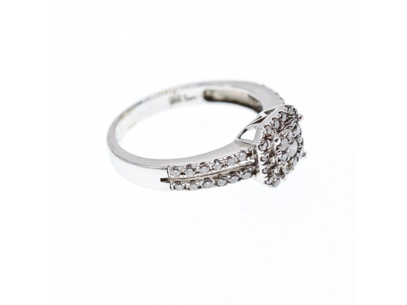 10K White Gold Diamonds Ring Size 6.5