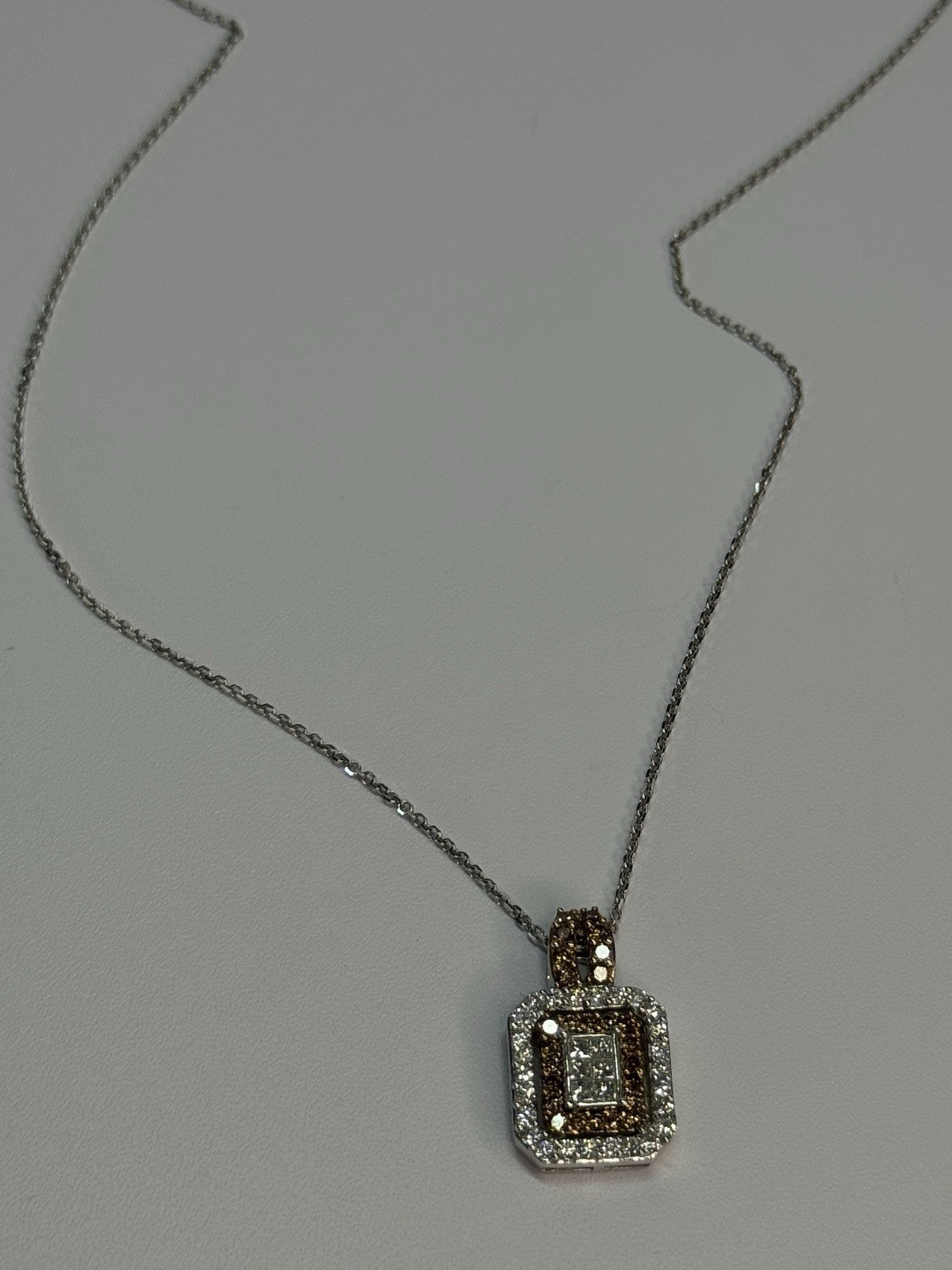 14K WHITE GOLD HESSONITE & DIAMOND NECKLACE LENGTH 18 INCH