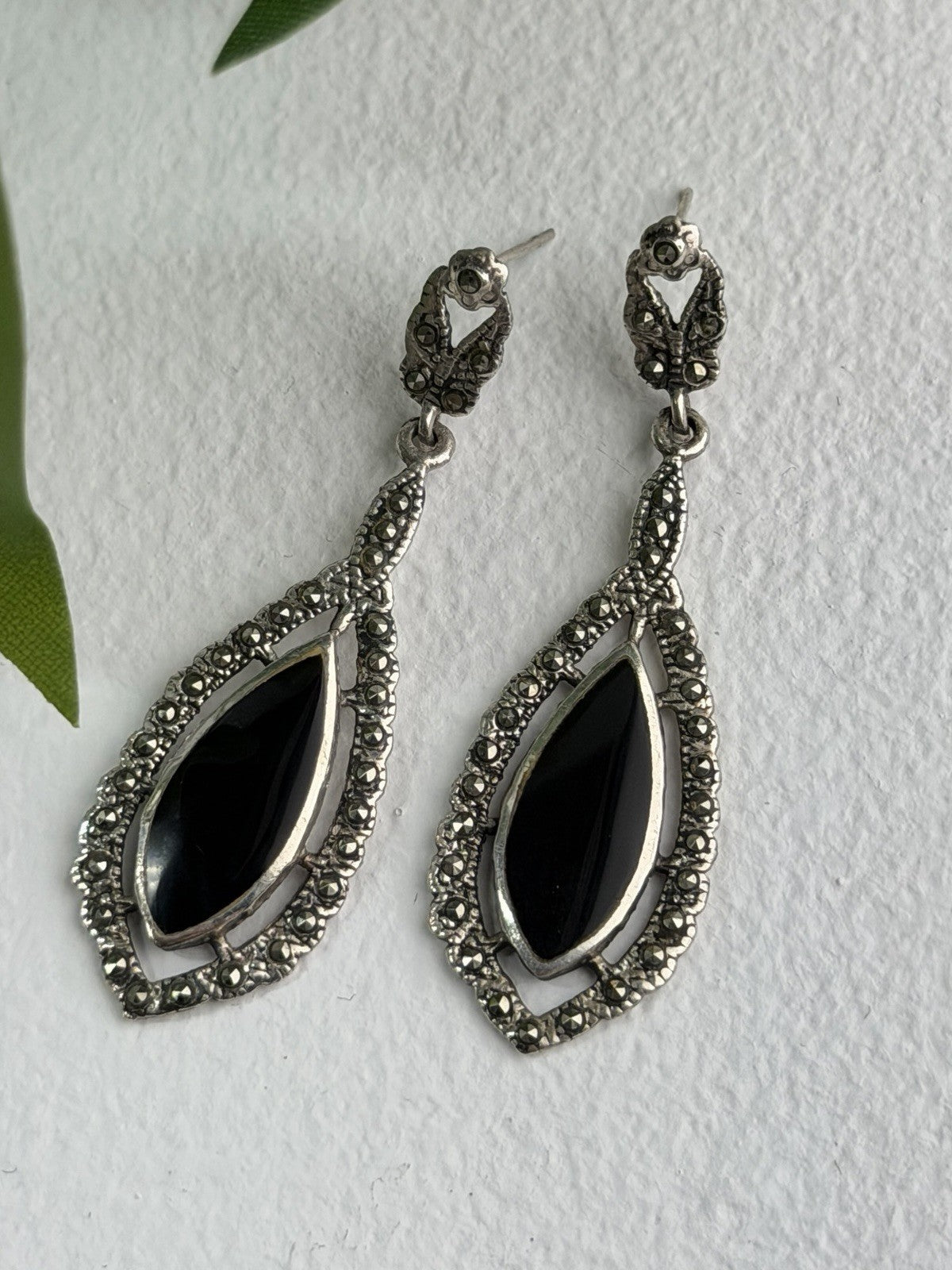 Elegant Vintage 925 Sterling Silver Onyx & Marcasite Earrings