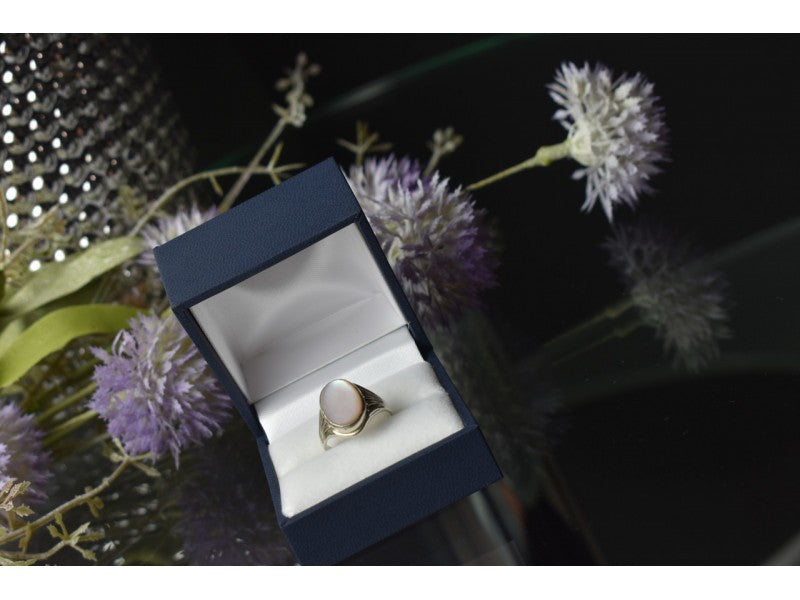 925 Sterling Silver Mother Of Pearl Ring Size 6.5