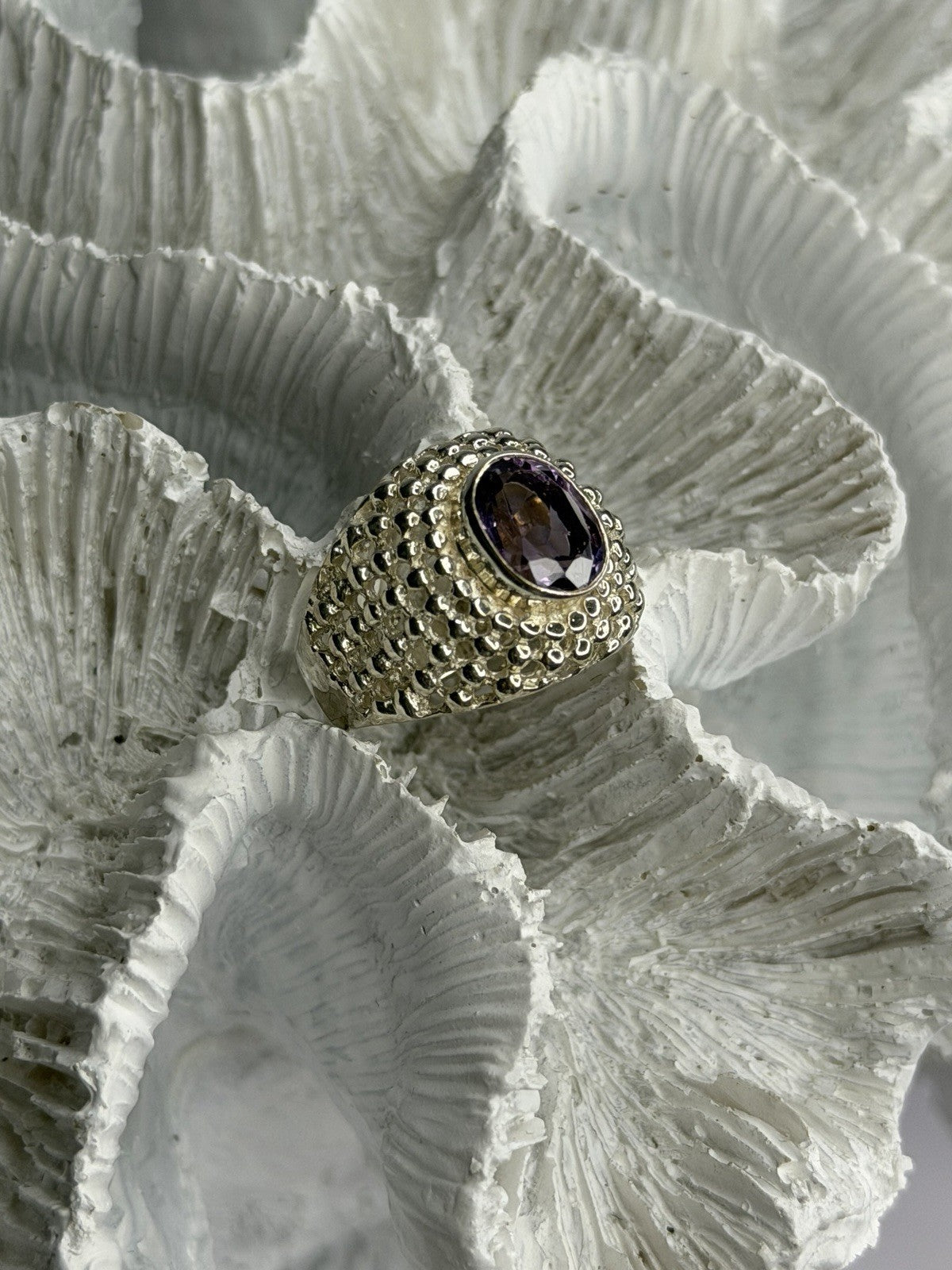 Elegant Design 925 Sterling Silver Amethyst Ring Size 6