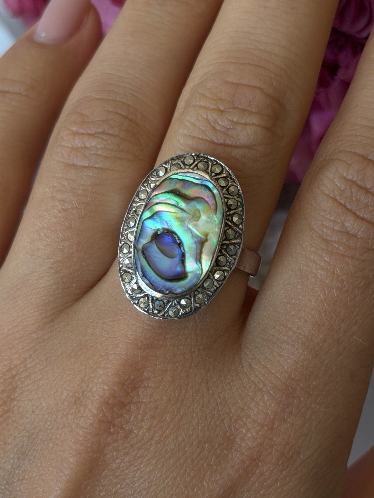 Vintage 925 Sterling Silver Abalone & Marcasite Ring Size 9