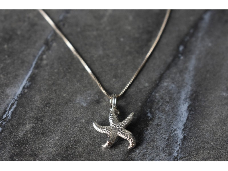 925 Sterling Silver Starfish Chain With Pendant Italy
