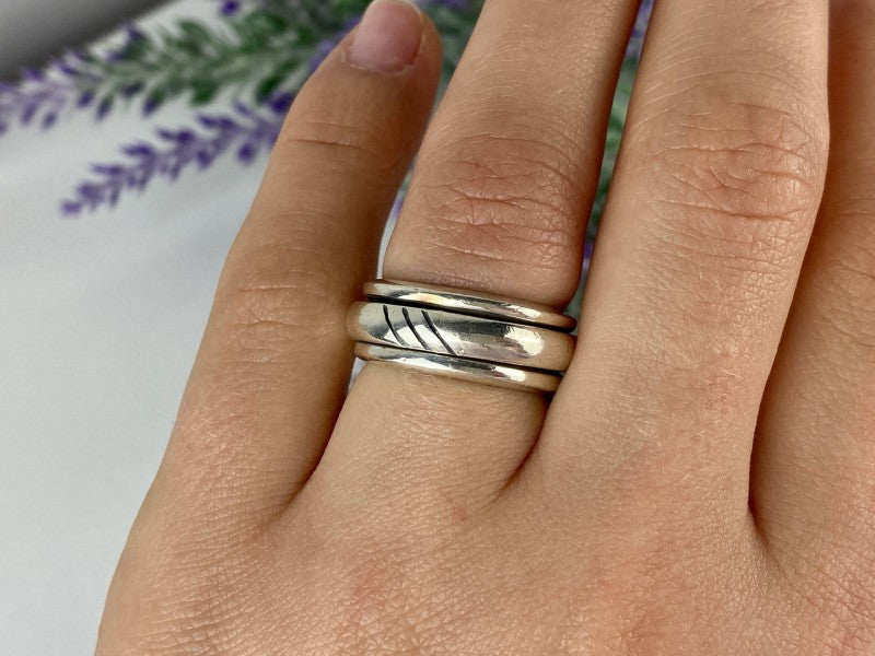925 Sterling Silver "Spinner" Ring Size 6.5
