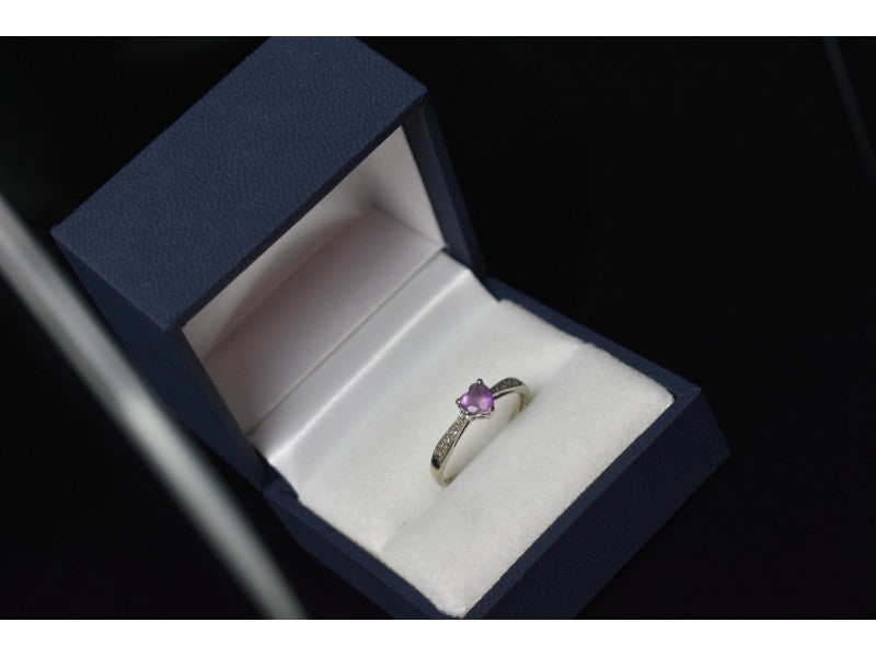 10K White Gold Amethyst & Diamonds Ring Size 8