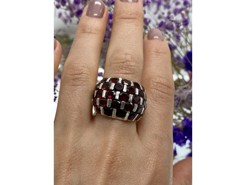 925 Sterling Silver Garnet Ring Size 8