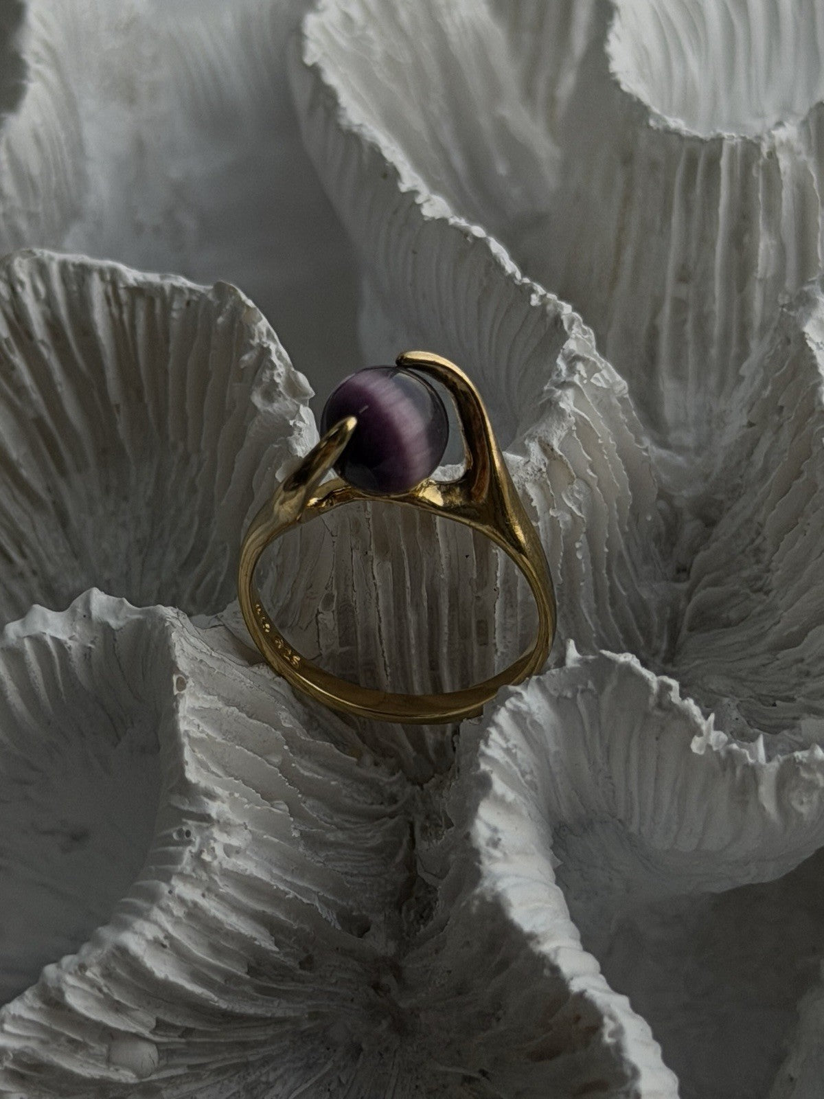 925 Sterling Silver Purple Spectrolite Cats Eye Ring Size 6