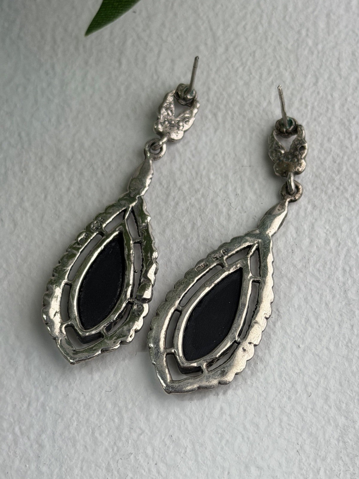 Elegant Vintage 925 Sterling Silver Onyx & Marcasite Earrings