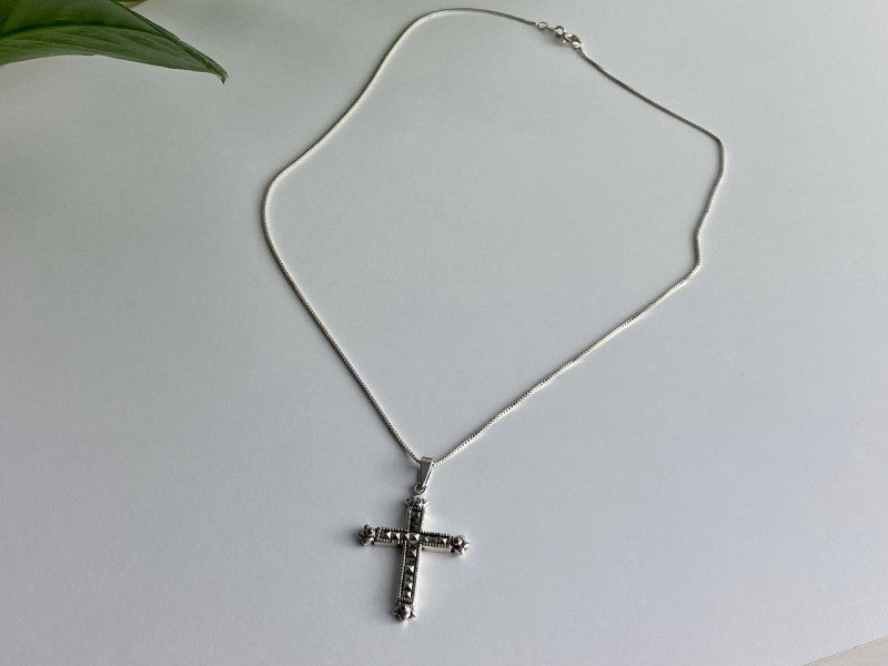 925 Sterling Silver Marcasites Chain With Cross