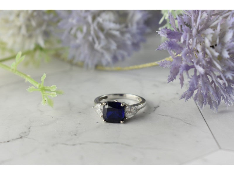 925 Sterling Silver Sapphire & CZ Ring Size 6.5