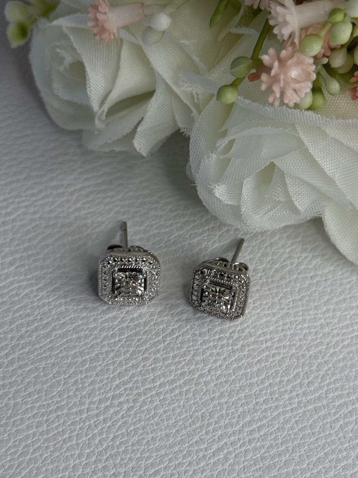 925 Sterling Silver Diamonds Stud Earrings Length 0.37 Inch