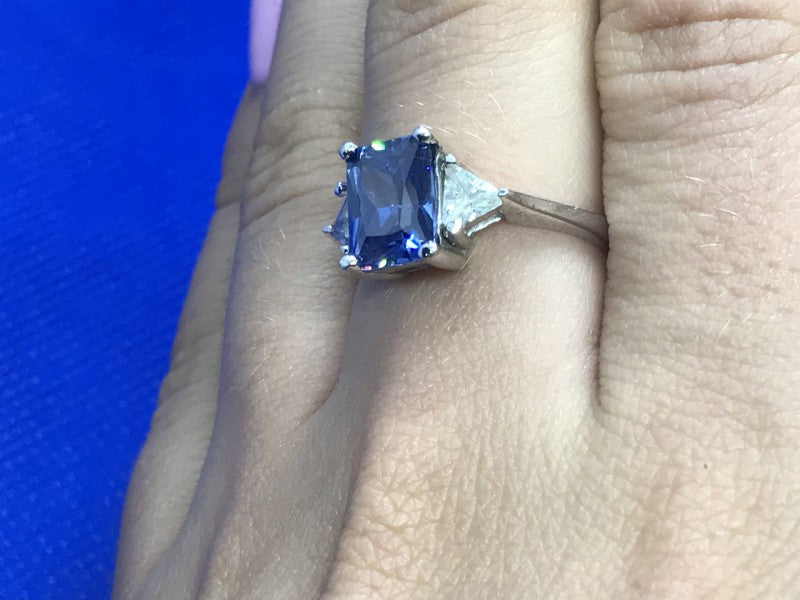 925 Sterling Silver Blue & White CZ Ring Size 7.5