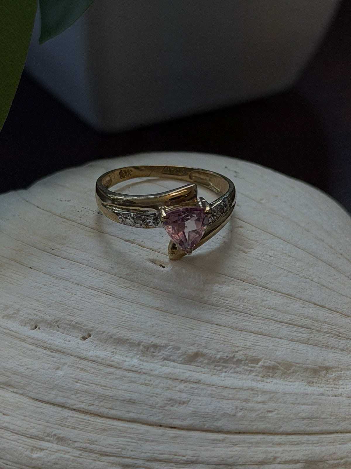 Romantic 10K Yellow Gold Pink Sapphire & Diamond Ring Size 7