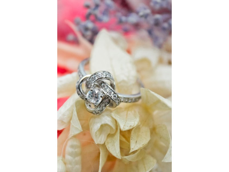 925 Sterling Silver CZ "Flower" Ring Size 7