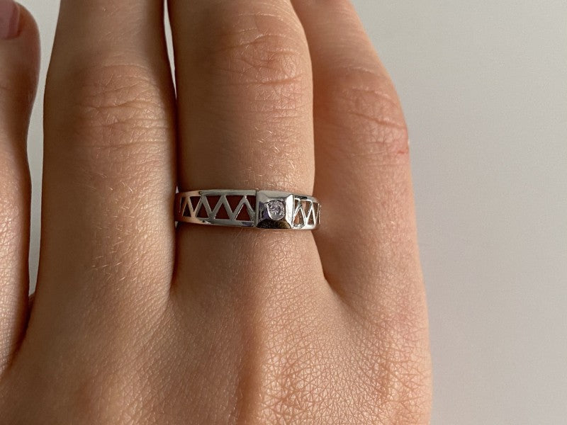 925 Sterling Silver CZ Band Ring Size 8