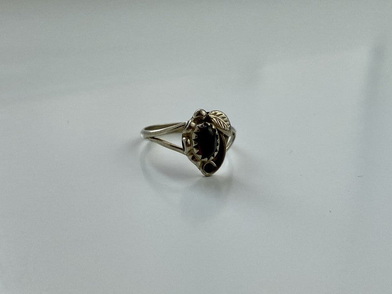 Vintage 925 Sterling Silver Garnet Pyrope Ring Size 6.5