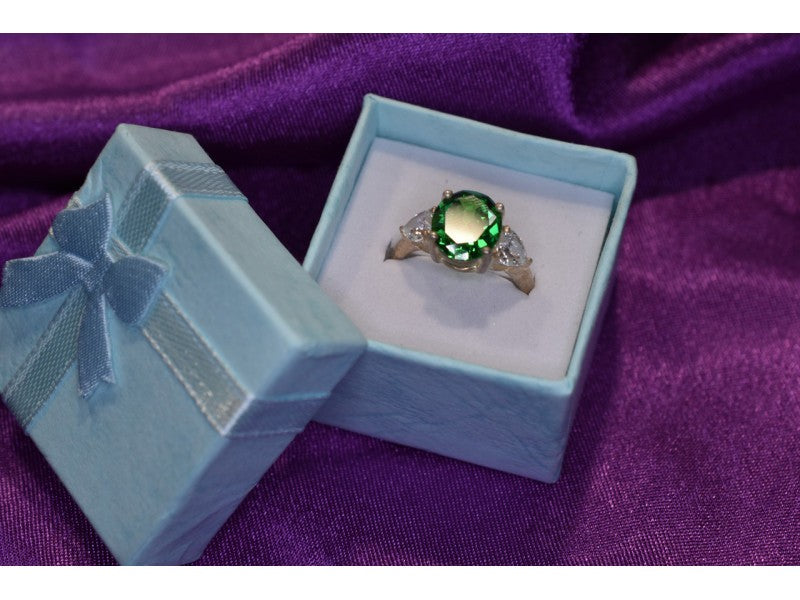 925 Sterling Silver Emerald & CZ Ring Size 6.5
