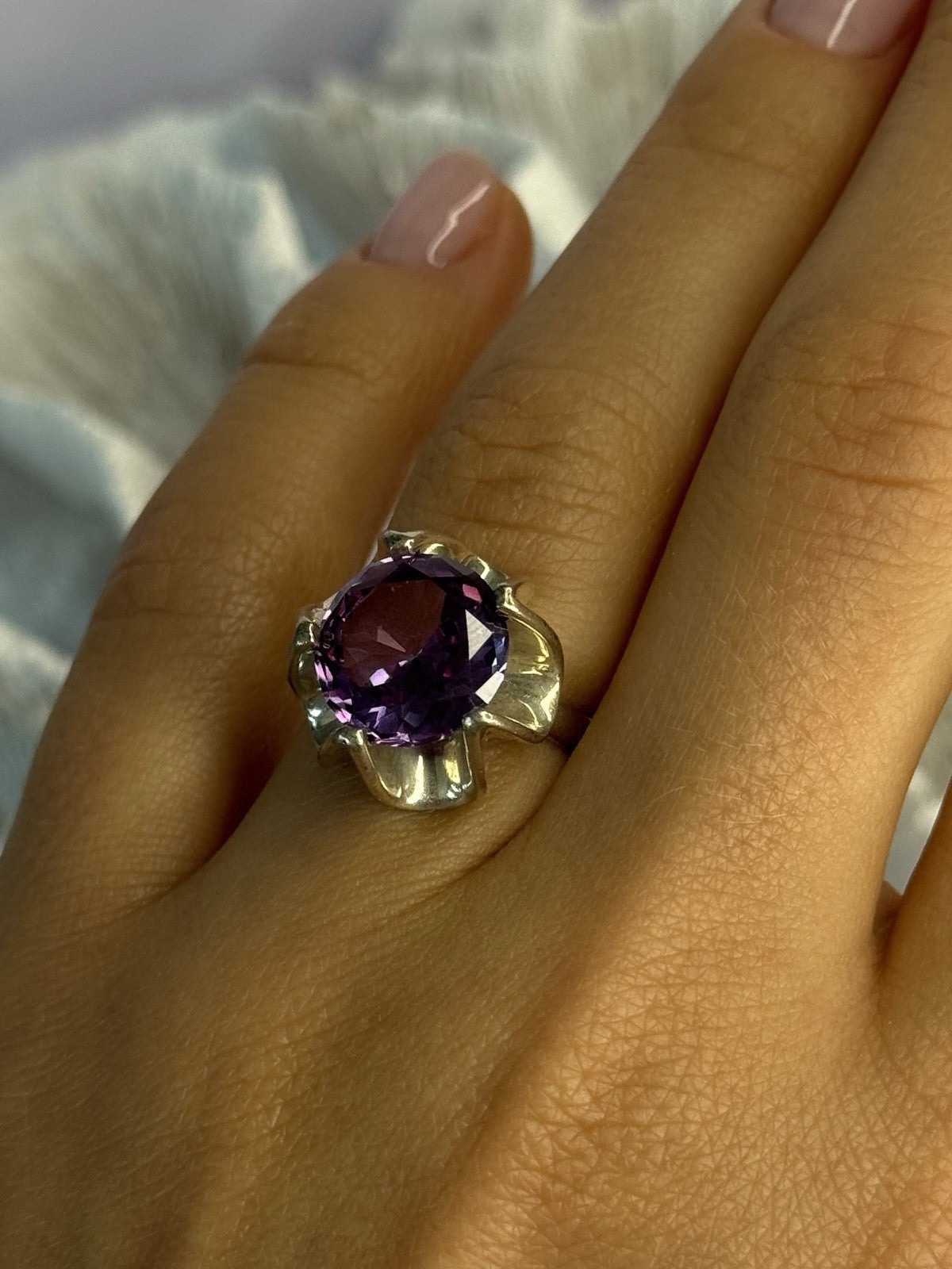 925 Sterling Silver Amethyst Ring Size 6.5