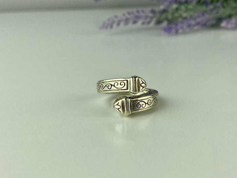Vintage 925 Sterling Silver Ring Size 5.5 (Adjustable)