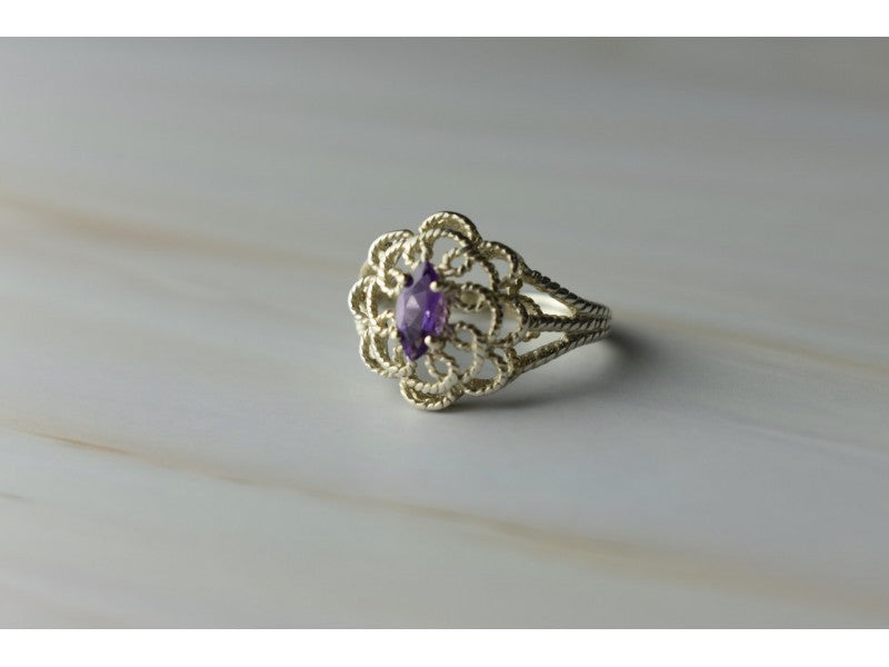 925 Sterling Silver Amethyst "Openwork" Ring Size 8