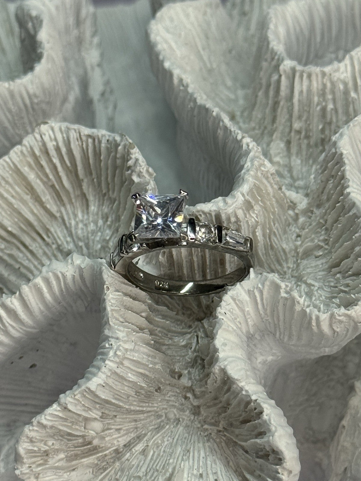925 Sterling Silver CZ Ring Size 7.5
