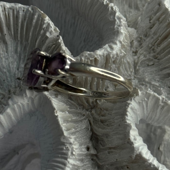 925 Sterling Silver Beautiful Amethyst Ring Size 10