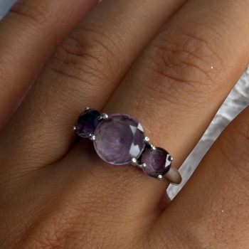 925 Sterling Silver Beautiful Amethyst Ring Size 10