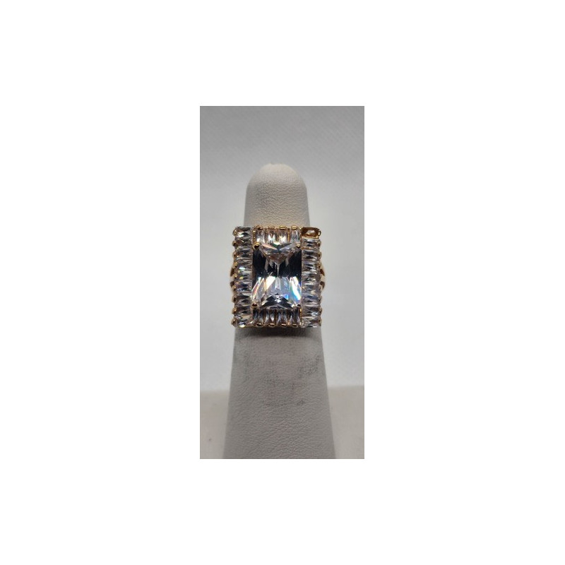 925 Sterling Silver CZ Ring Size 4.5