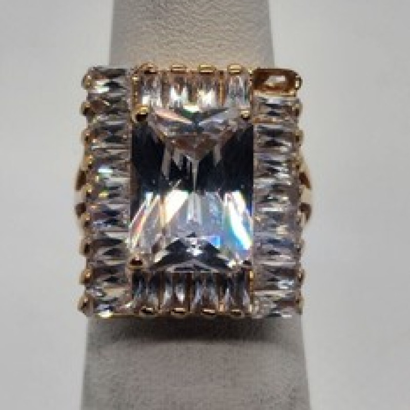 925 Sterling Silver CZ Ring Size 4.5