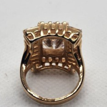 925 Sterling Silver CZ Ring Size 4.5