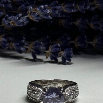 925 Sterling Silver CZ Ring Size 6