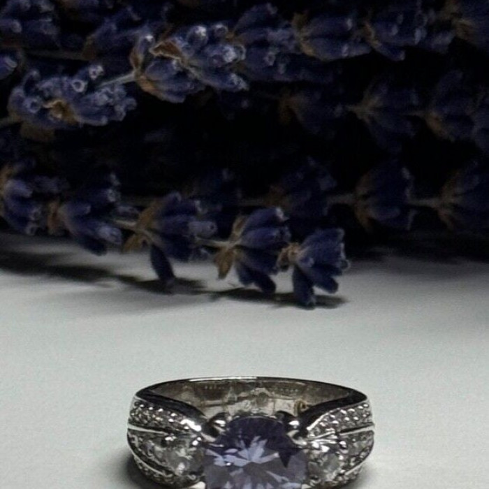 925 Sterling Silver CZ Ring Size 6