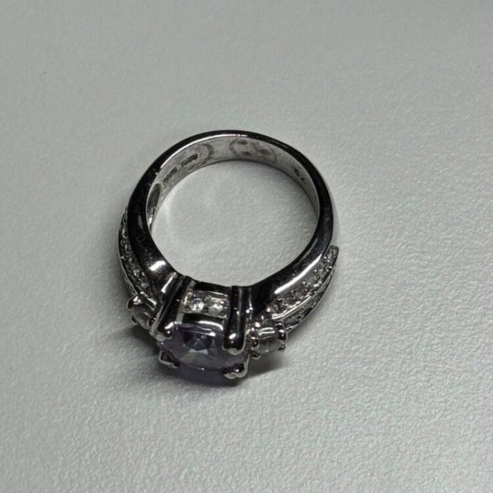 925 Sterling Silver CZ Ring Size 6