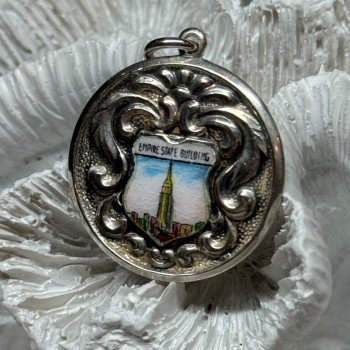 925 Sterling Silver Empire State Building Enamel Pendant Lenth 1.4 Inch