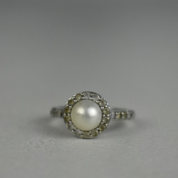 925 Sterling Silver Pearl & Colorless Spinel Ring Size 7