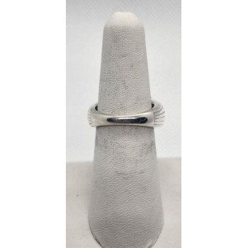 925 Sterling Silver CZ Ring Size 7