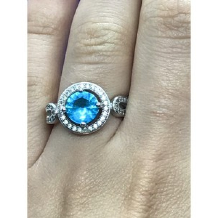 925 Sterling Silver Blue Topaz Ring Size 8