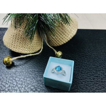 925 Sterling Silver Blue Topaz Ring Size 8