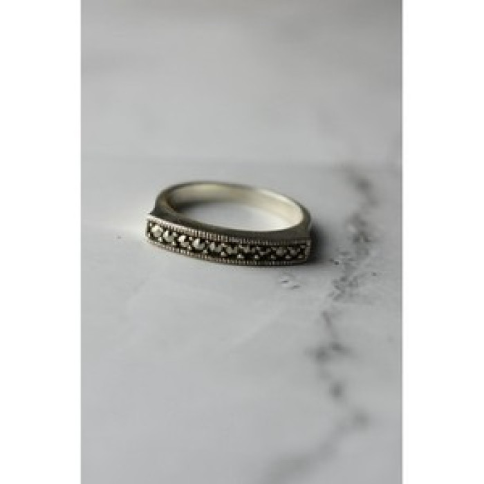 925 Sterling Silver Black Spinel Ring Size 6.5